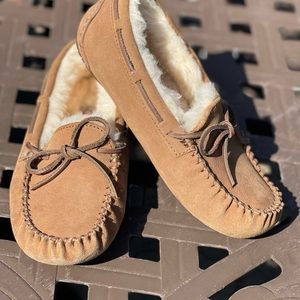 EUC Ugg Slippers Sz 3